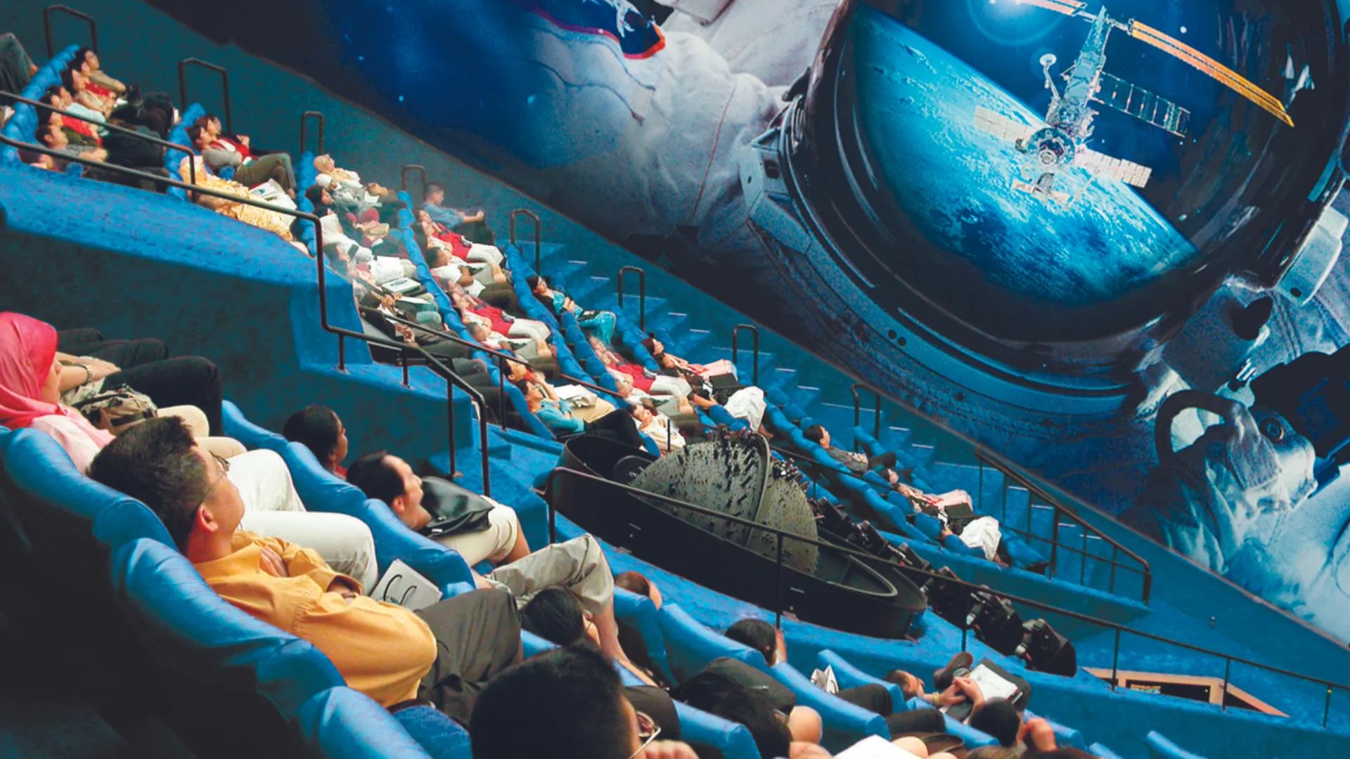 Аттракционы в Сингапуре - Научный центр Сингапура + Omni Theatre