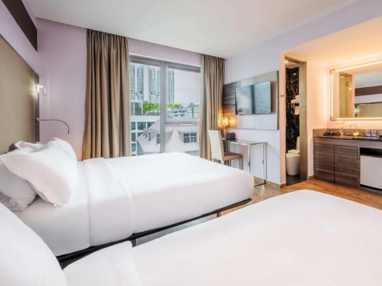 Trip to Singapore -MERCURE SINGAPORE TYRWHITT 4*