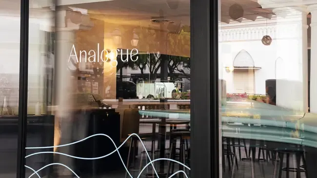 Bars in Singapore-Analogue