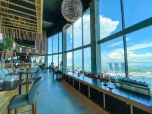 Bars in Singapore-Skai Bar