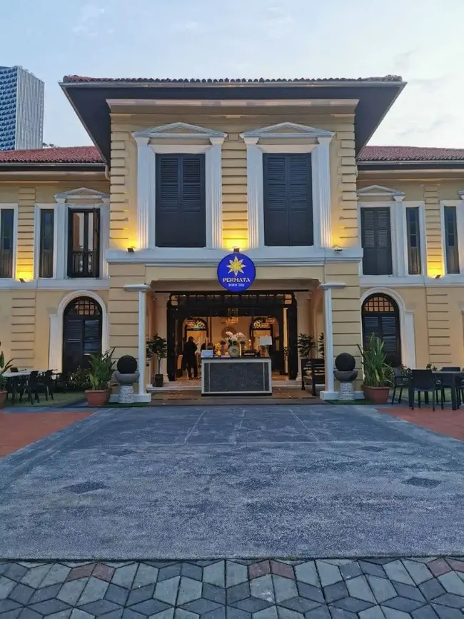 Restaurants in Singapore-Gedung Kuning