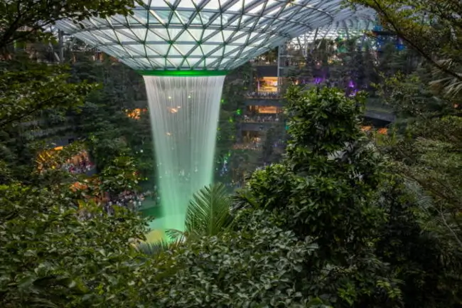 достопримечательности сингапура-Комплекс Джевел Чанги Комплекс Джевел Чанги