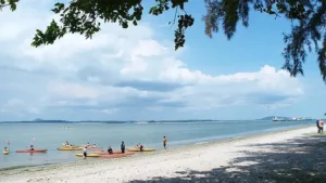Beaches in Singapore-Changi Beach Park